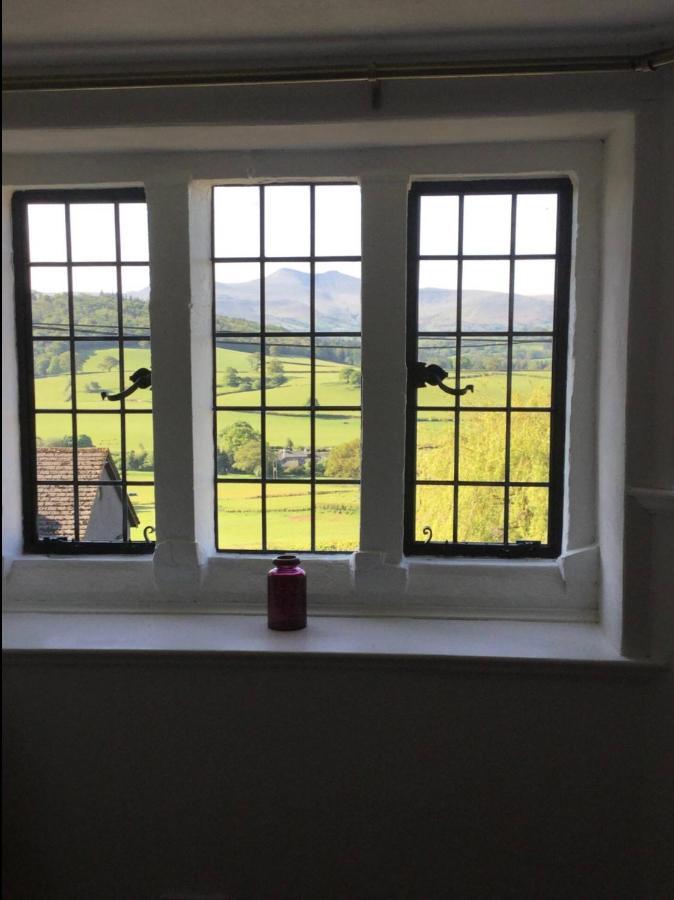 Cosy Arts & Crafts Cottage With Stunning Views Brecon Exterior photo